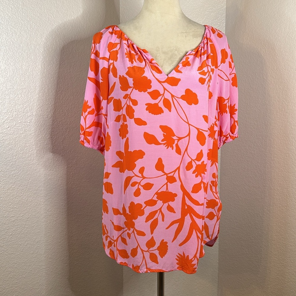 TALBOTS Red & Pink ELBOW SLEEVE TOP - SILHOUETTE GARDEN Size Large NWOT - Picture 2 of 10